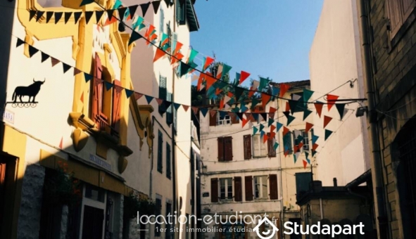 Logement étudiant Studio &agrave; Bayonne (64100)