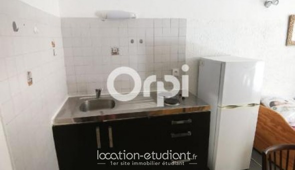 Logement tudiant Studio à Beaucaire (30300)