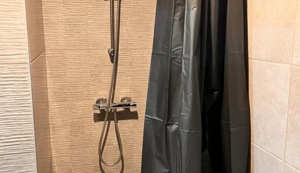 Logement tudiant Studio à Beaucaire (30300)