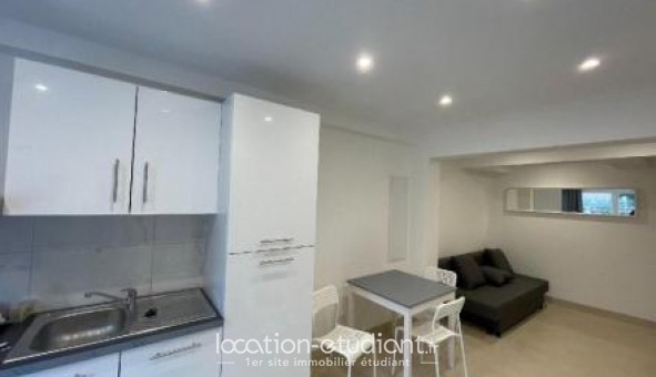 Logement tudiant Studio à Beaumont de Pertuis (84120)