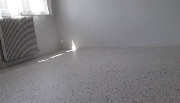 Logement �tudiant Studio &agrave; Beaumont (63110)