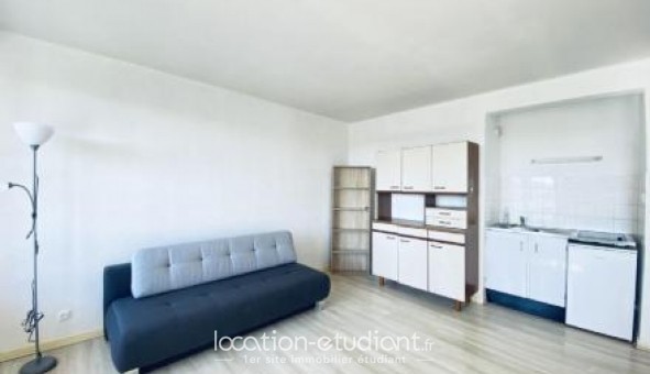 Logement étudiant Studio à Belfort (90000)