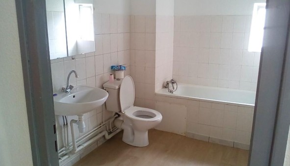 Logement tudiant Studio à Belfort (90000)
