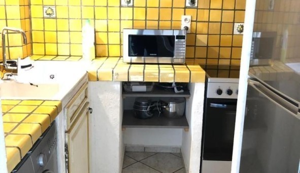 Logement tudiant Studio à Belgentier (83210)