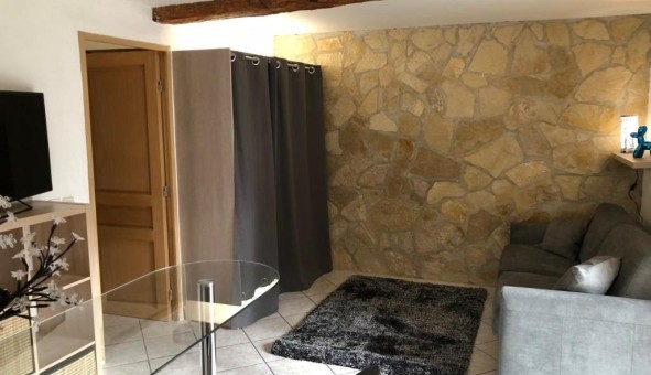 Logement tudiant Studio à Belgentier (83210)