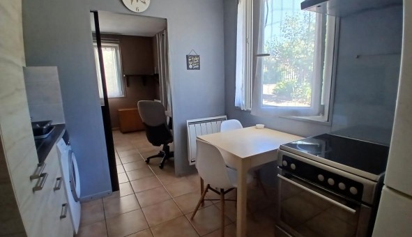 Logement tudiant Studio à Bellerive sur Allier (03700)