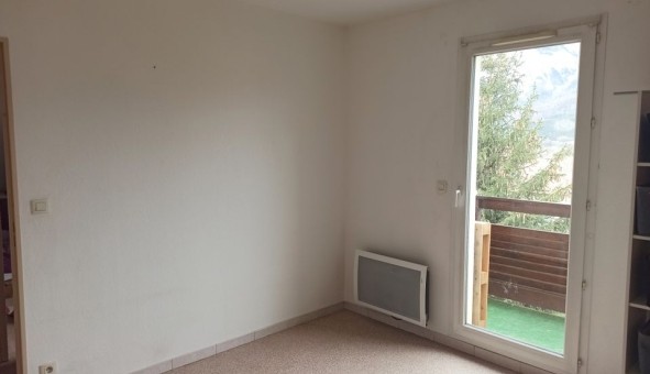 Logement �tudiant Studio &agrave; B�n�vent et Charbillac (05500)