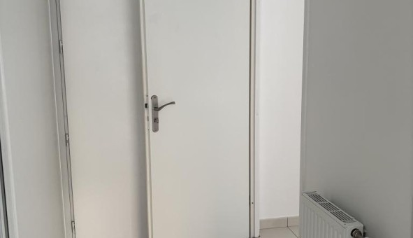 Logement tudiant Studio à Bennecourt (78270)