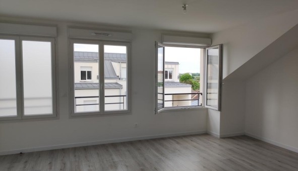 Logement tudiant Studio à Bernes sur Oise (95340)