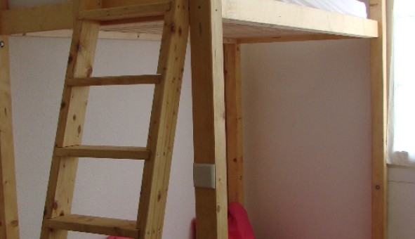 Logement tudiant Location Studio Vide Besanon (25000)