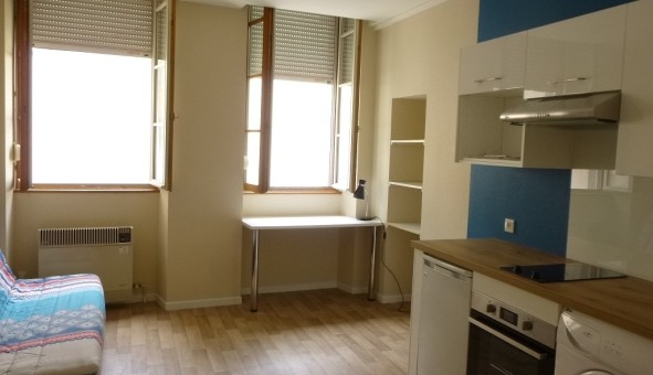Logement tudiant Location Studio Vide Besanon (25000)