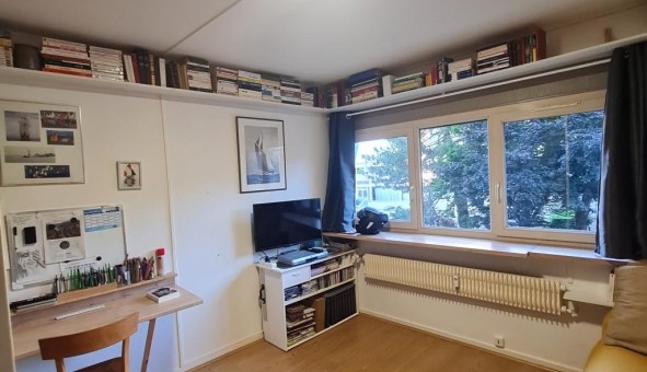 Logement étudiant Location Studio Vide Besançon (25000)