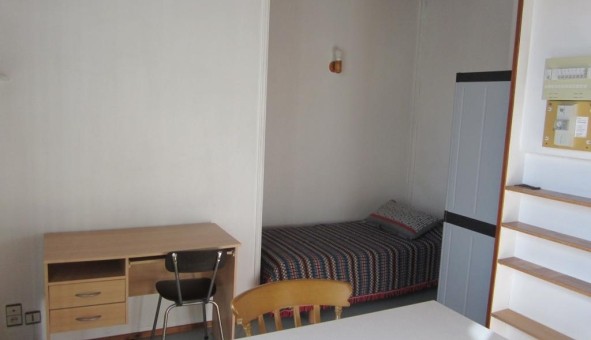 Logement tudiant Location Studio Vide Besanon (25000)