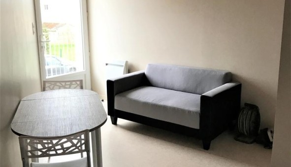 Logement tudiant Studio à Besn (44160)