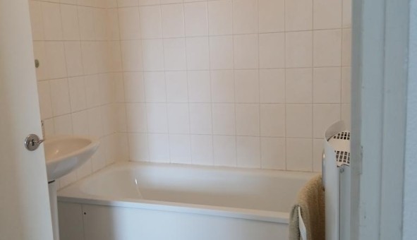 Logement tudiant Studio à Bessines (79000)