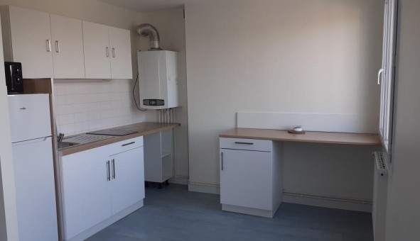 Logement tudiant Studio à Bessines (79000)