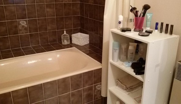 Logement tudiant Studio à Bessines (79000)