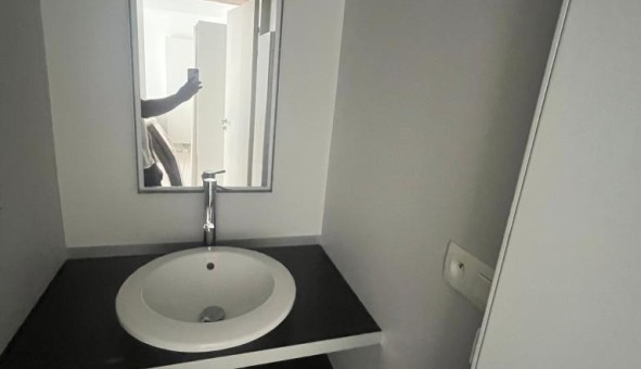 Logement tudiant Studio à Bessines (79000)