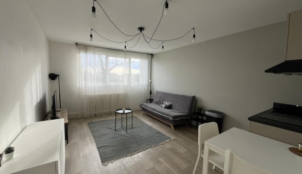 Logement tudiant Studio à Bessines (79000)