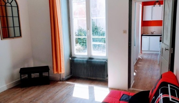 Logement �tudiant Location Studio Vide Bessines (79000)