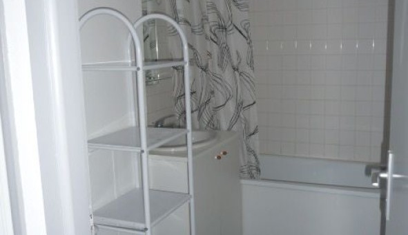 Logement �tudiant Studio &agrave; Bessines (79000)