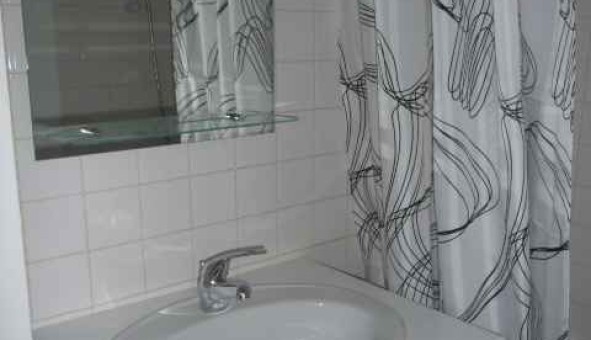 Logement �tudiant Studio &agrave; Bessines (79000)