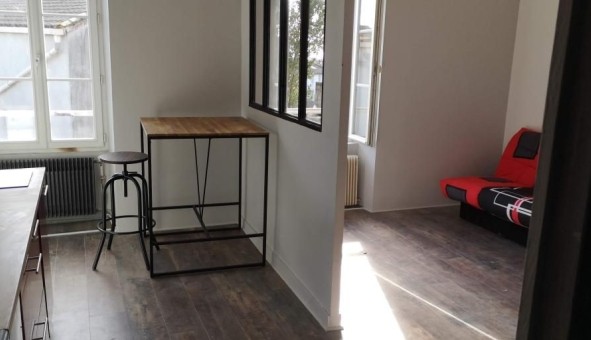 Logement �tudiant Studio &agrave; Bessines (79000)