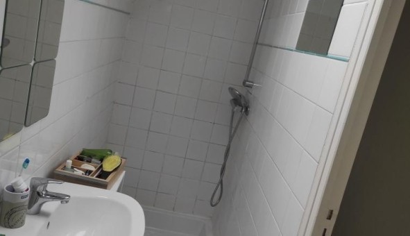 Logement tudiant Studio à Bezannes (51430)