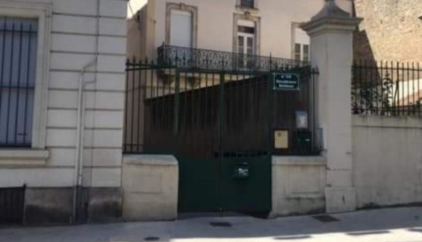 Logement tudiant Location Studio Vide Bziers (34500)