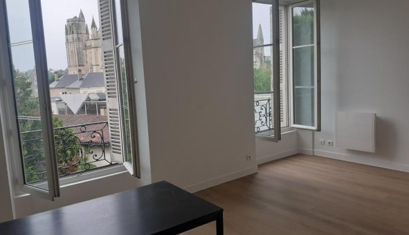 Logement étudiant Location Studio Vide Biard (86000)