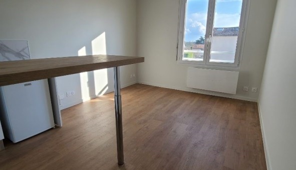 Logement tudiant Studio à Biard (86000)