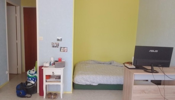 Logement tudiant Location Studio Vide Biard (86000)