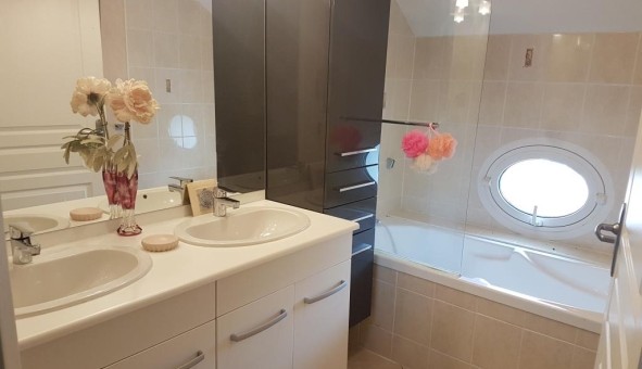 Logement tudiant Studio à Biard (86000)