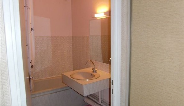 Logement tudiant Studio à Biard (86000)