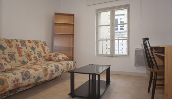Logement tudiant Location Studio Vide Biard (86000)