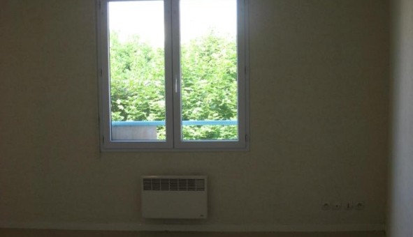 Logement tudiant Location Studio Vide Biard (86000)