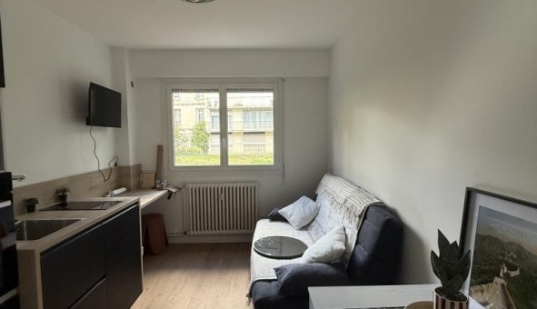 Logement tudiant Location Studio Vide Biard (86000)