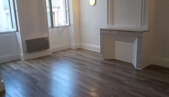 Logement tudiant Studio à Bias (47300)