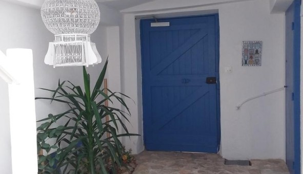 Logement tudiant Studio à Bidon (07700)