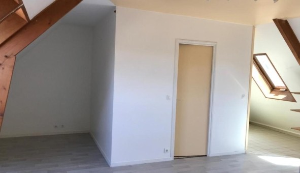 Logement tudiant Location Studio Vide Bienville (60200)