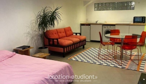 Logement tudiant Studio à Bivres (91570)