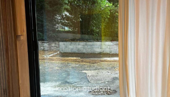 Logement tudiant Studio à Bivres (91570)