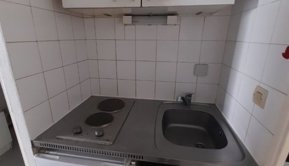 Logement �tudiant Studio &agrave; Bill�re (64140)