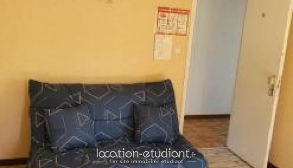 Logement étudiant Studio à Blaye les Mines (81400)