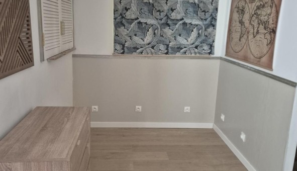 Logement tudiant Studio à Blaye les Mines (81400)
