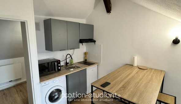 Logement tudiant Location Studio Meublé Blois (41000)