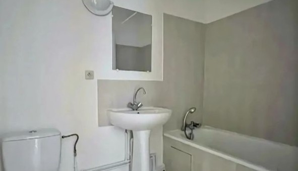 Logement �tudiant Studio &agrave; Bobigny (93000)