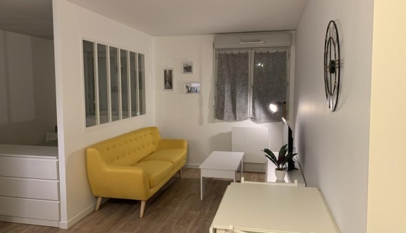 Logement tudiant Location Studio Vide Boinvilliers (78200)