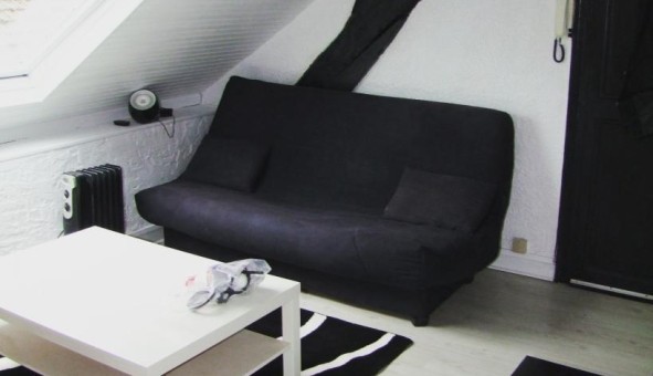 Logement tudiant Location Studio Vide Boinvilliers (78200)