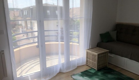 Logement �tudiant Studio &agrave; Boinvilliers (78200)